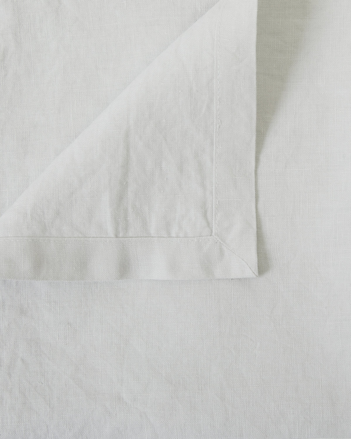 Berkeley Linen Table Napkins (Set of 4) - Glacier close-up