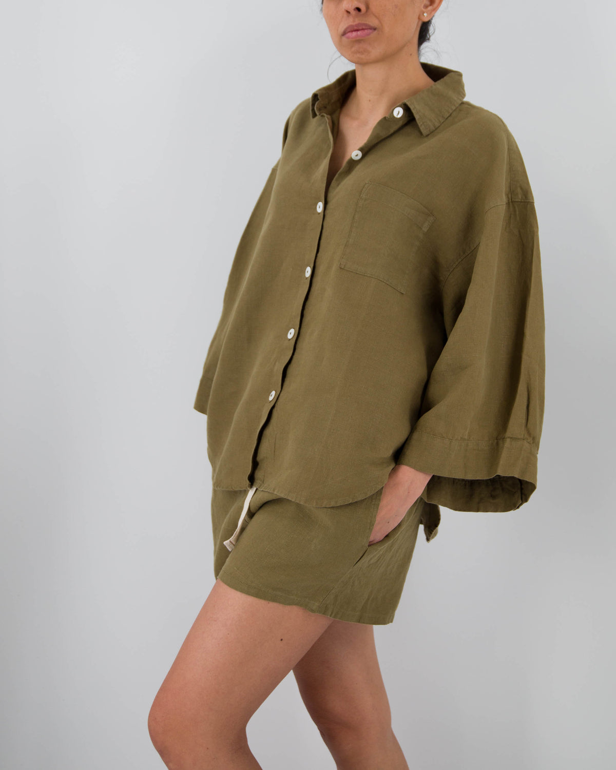 Linen button down shirt and shorts sleepwear set in moss green