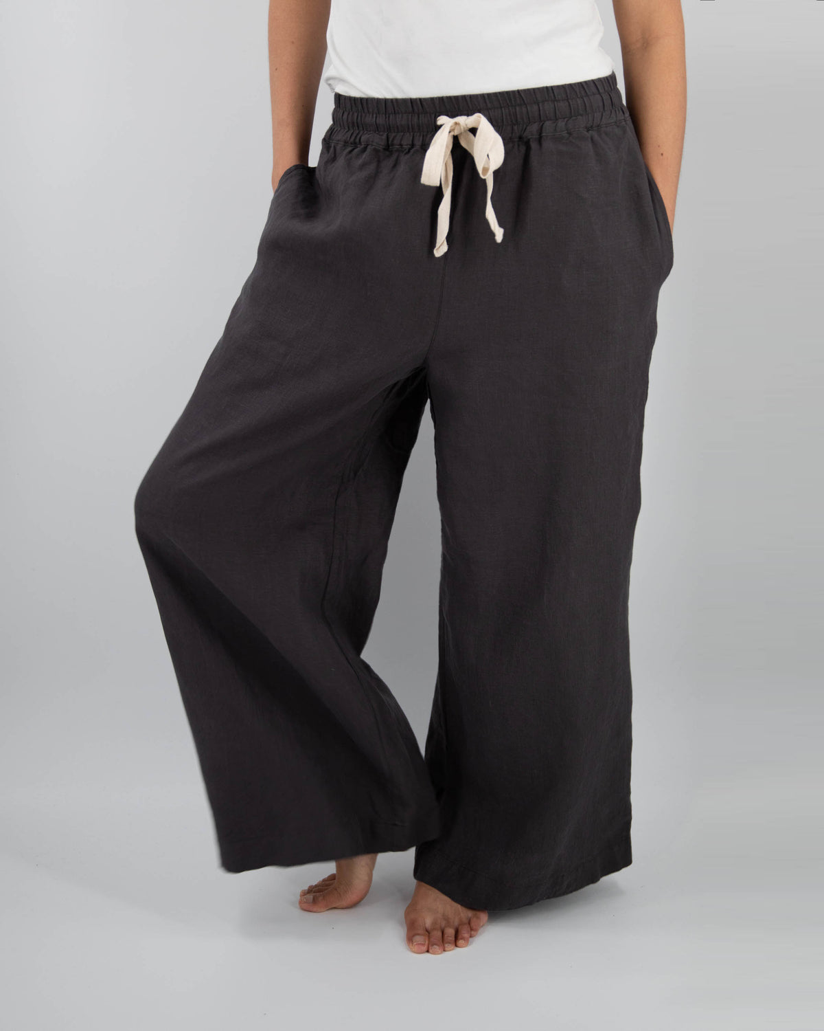 Front shot of wide-leg linen pant in charcoal black