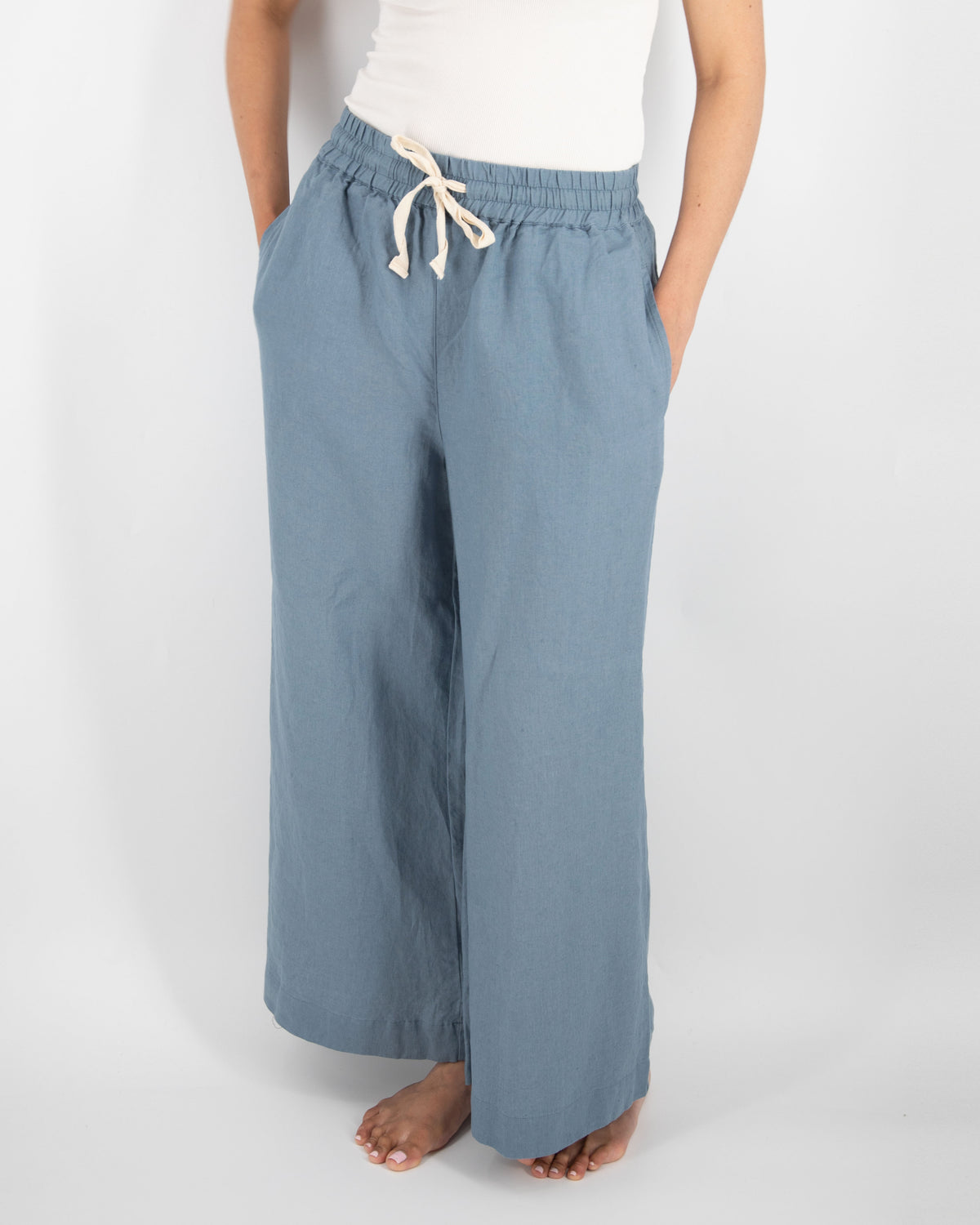 Ava linen pant in lagoon blue