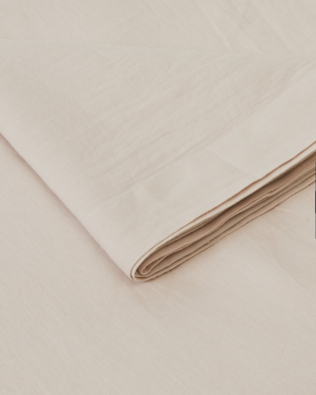 Babette Linen Tablecloth in Blush Pink close-up